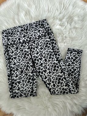 ZYIA Black & White Leopard Print High Rise Leggings Size 12
